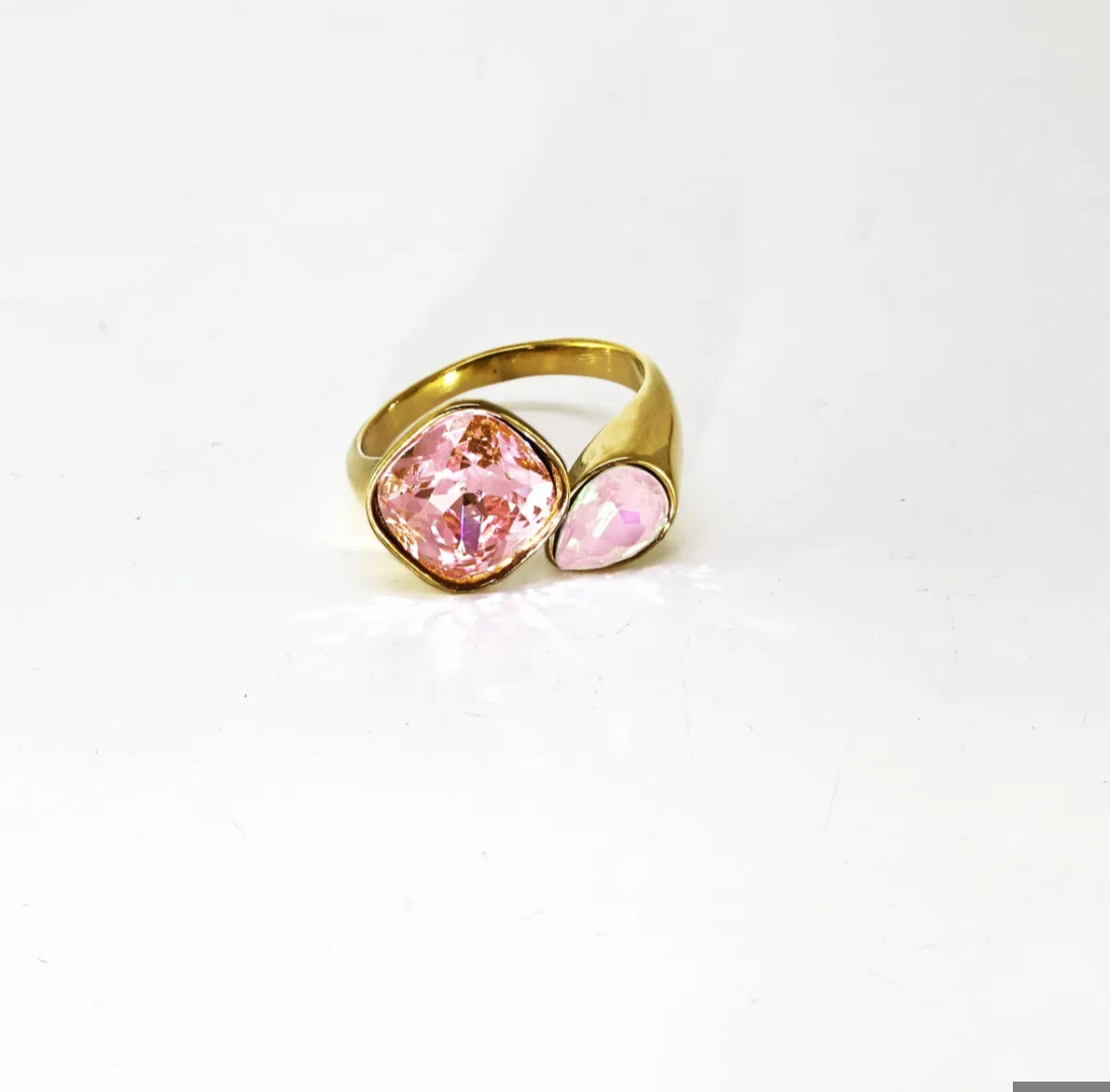 Anillo Yasmin Rosa - PREVENTA