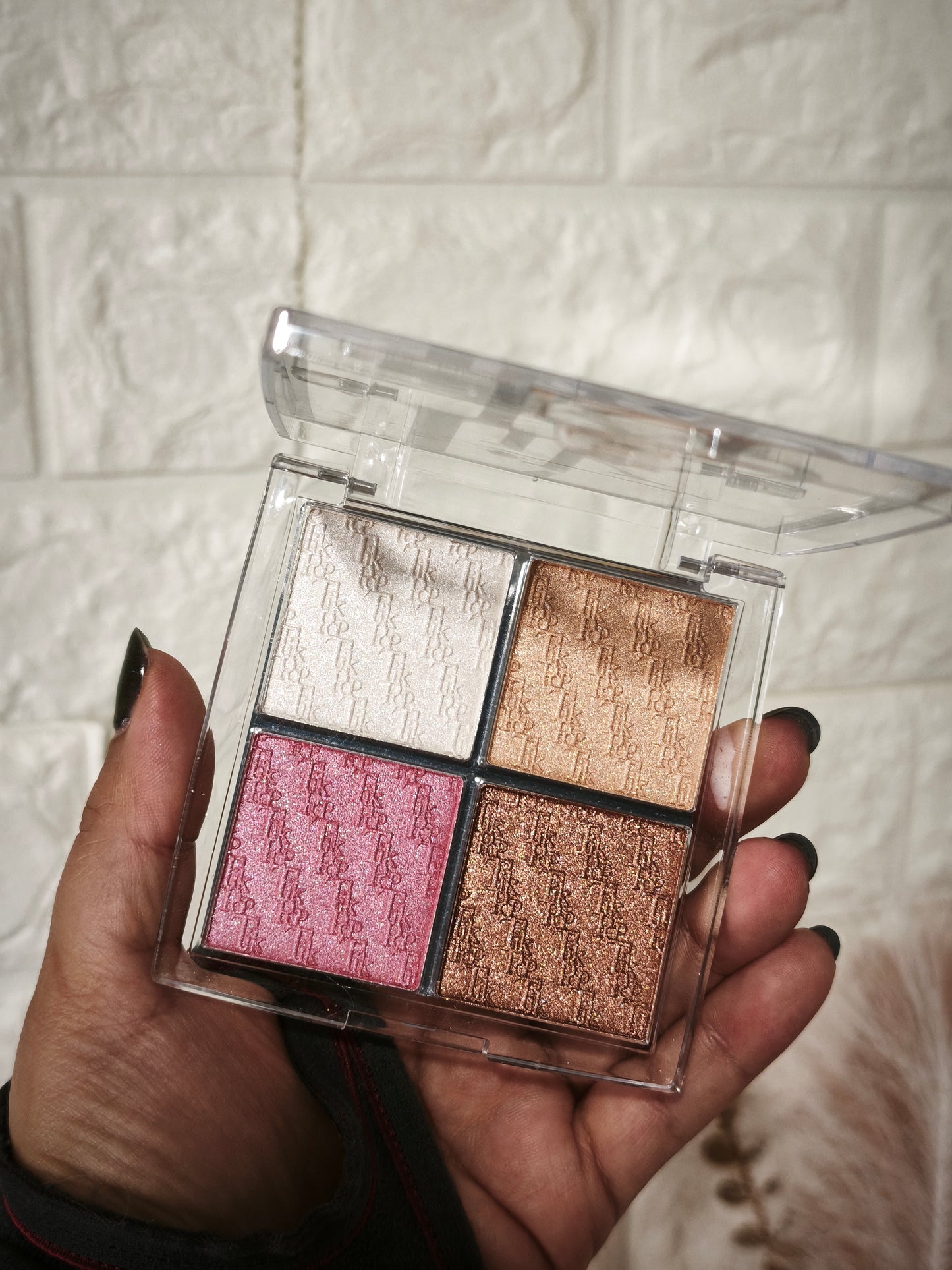 Paleta de Sombras - Iluminador Inspirado en Dior