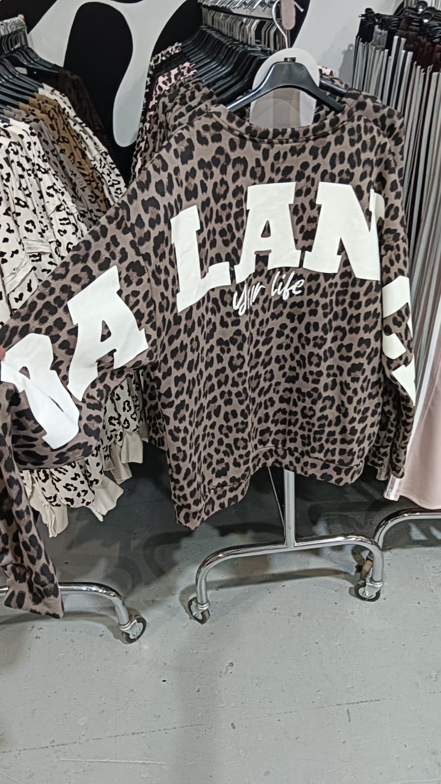 Sudadera Balance Animal Print *Preventa