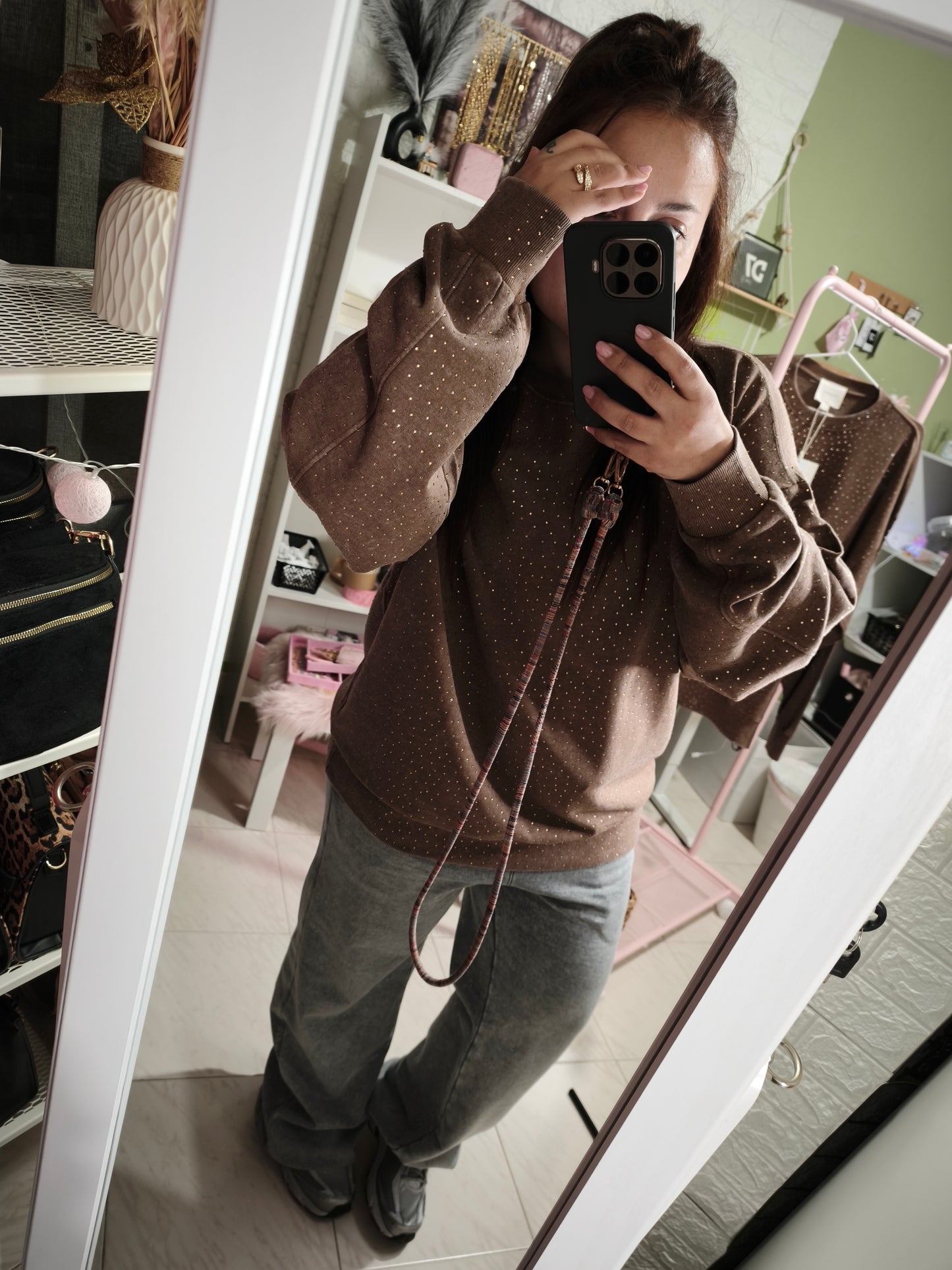 Sudadera Queen Strass Marrón Lavado