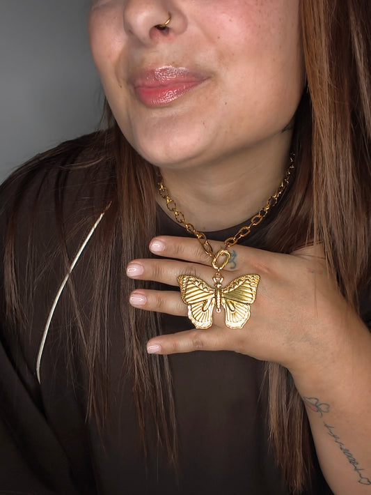 Collar Mariposa Oro - D7 Brand