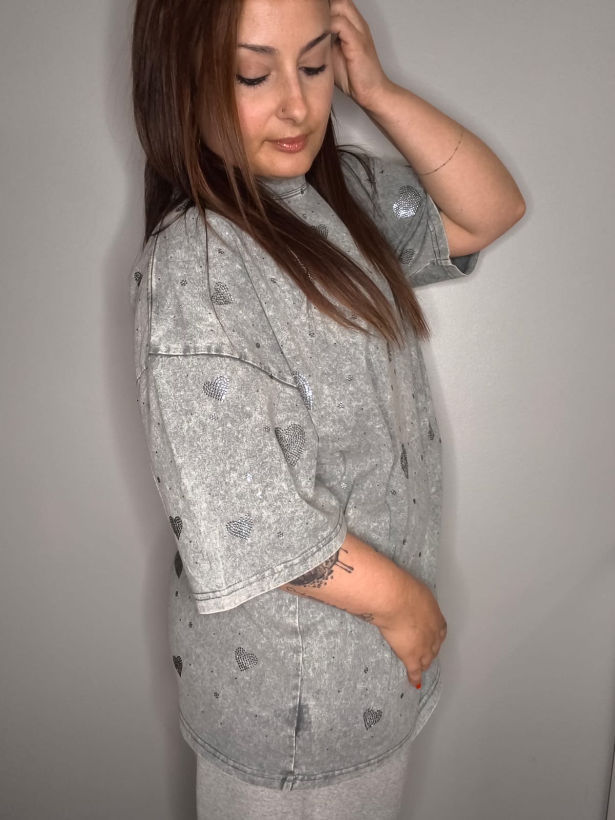 Camiseta CORA OVER STRASS - GRIS