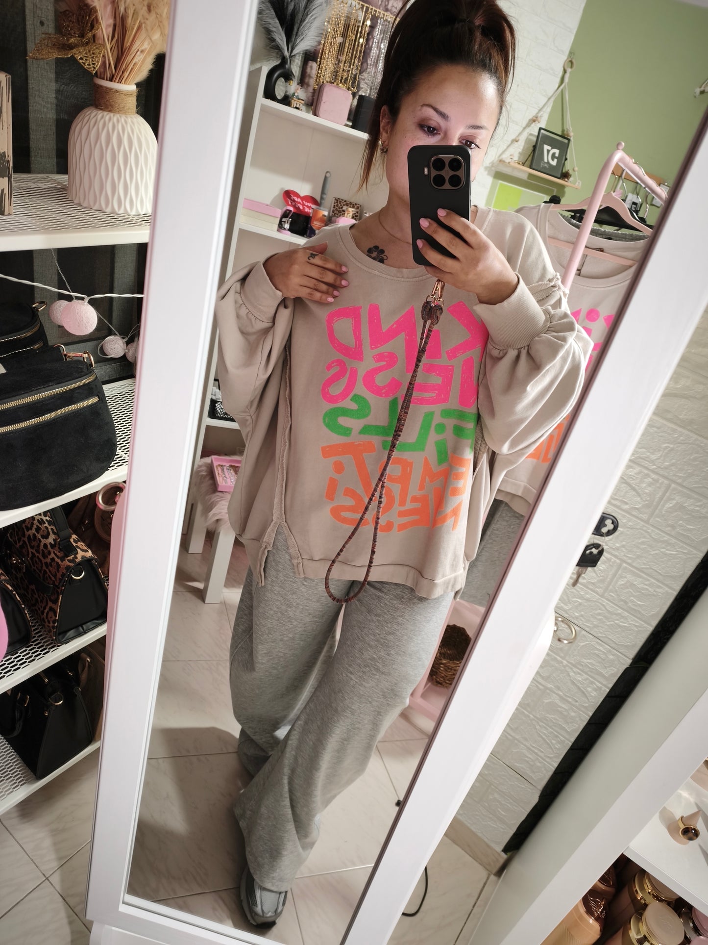 🤍 Sudadera KINDNESS Beige Lavado - Milano