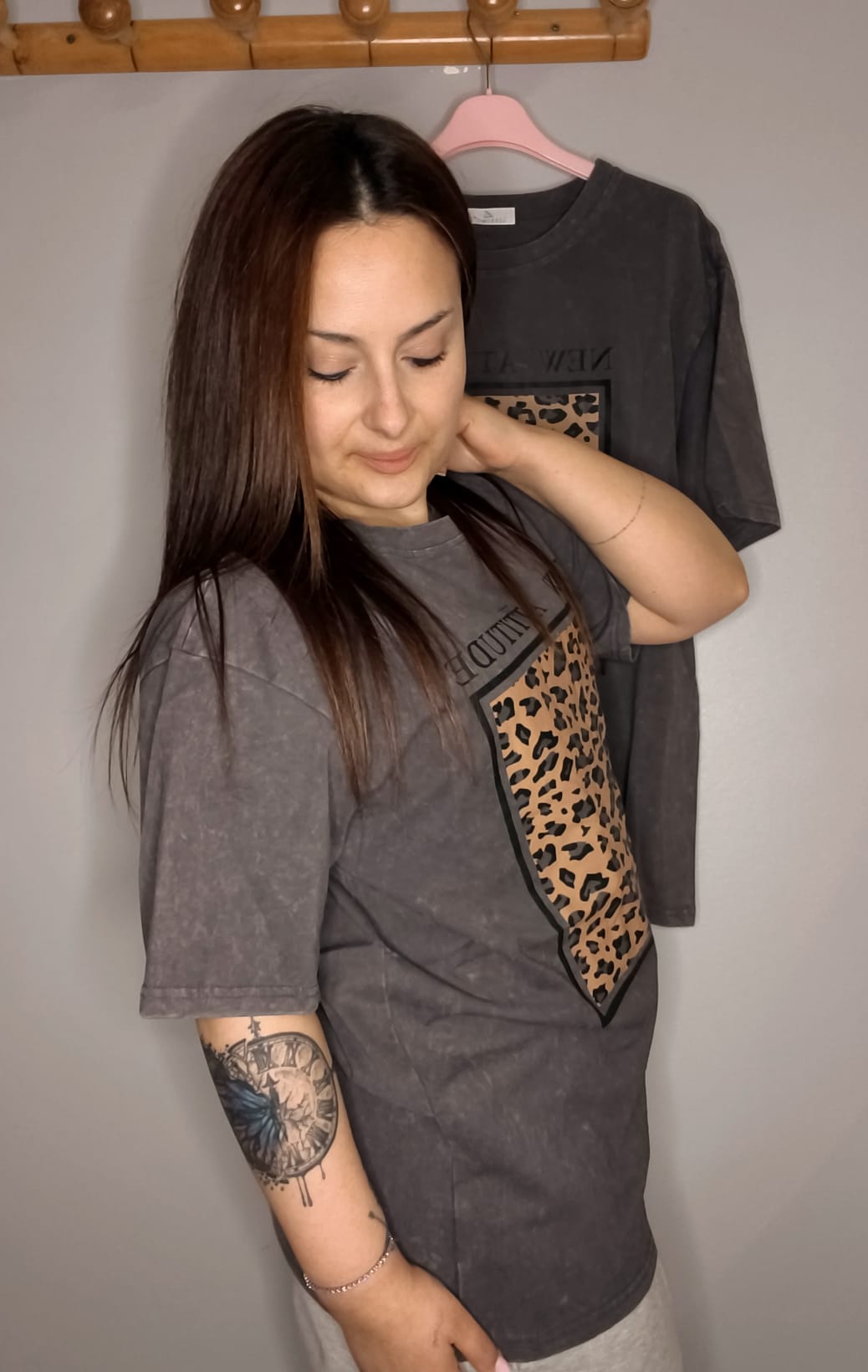 Camiseta Print Acid Wash Oversize Gris