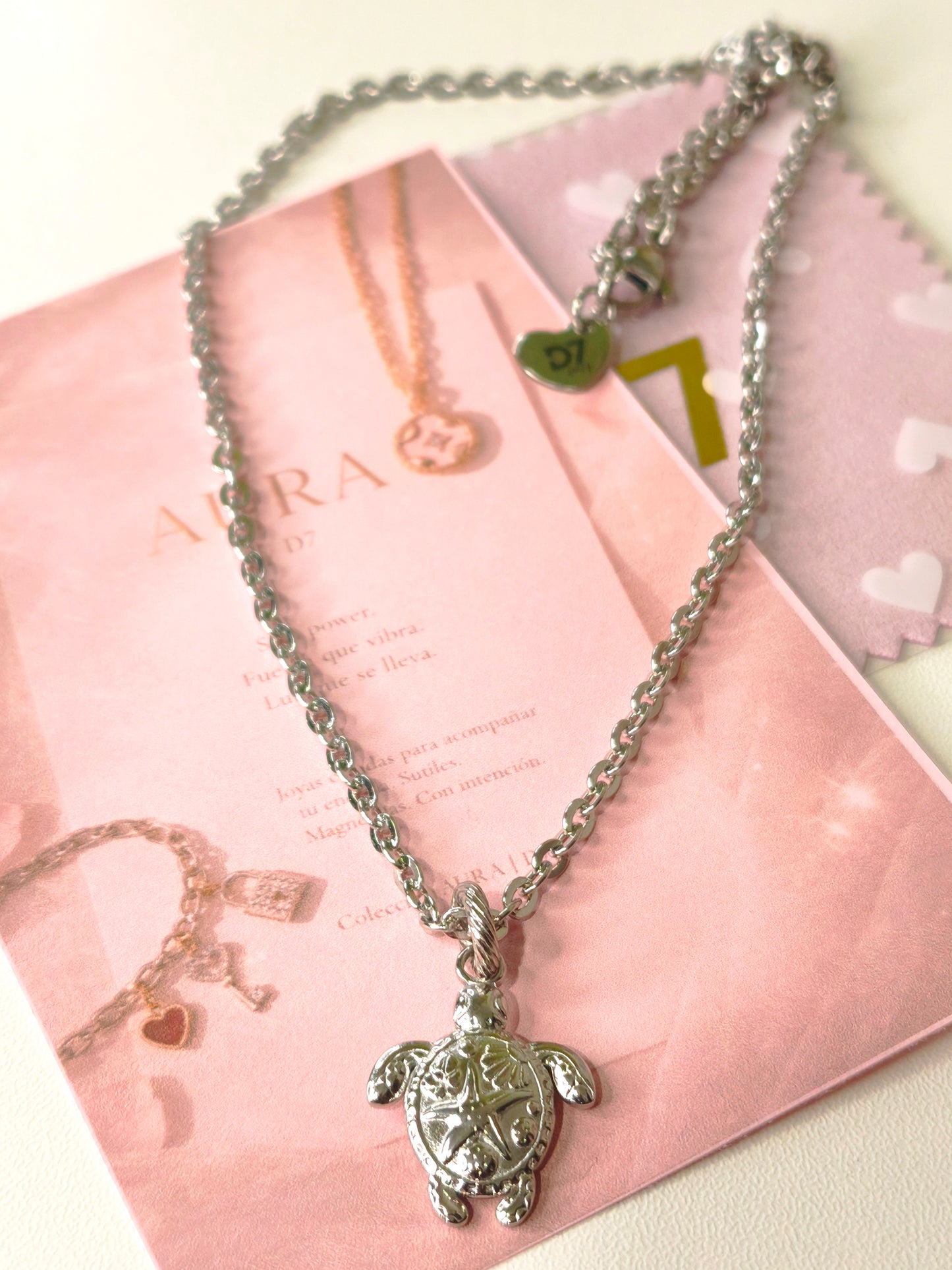 Collar Tortuga Lúmena – Colección AURA | D7